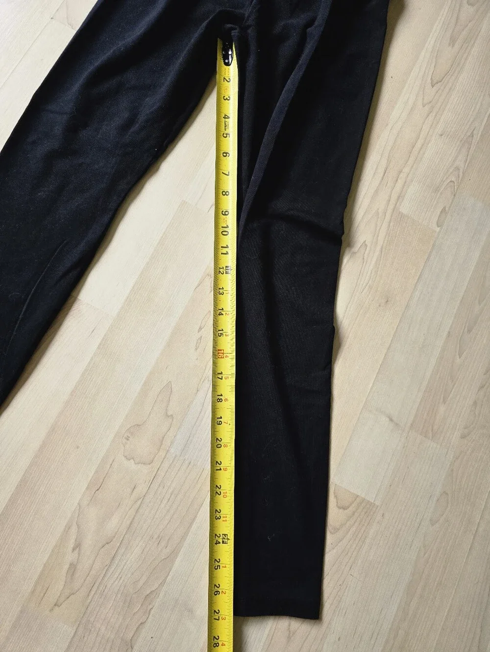 Pink Knot Front Leggings Size Medium